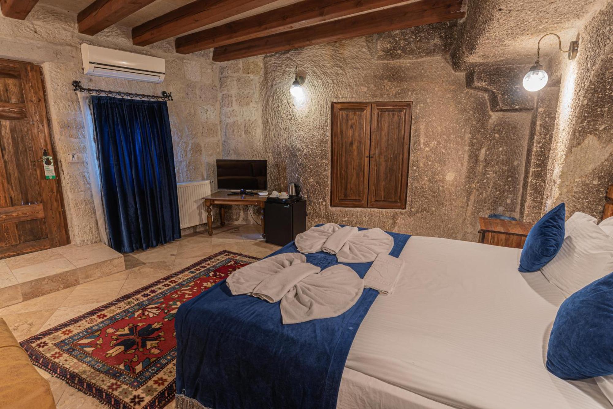 Elegance Cave Suites & Restaurant Гьореме Екстериор снимка