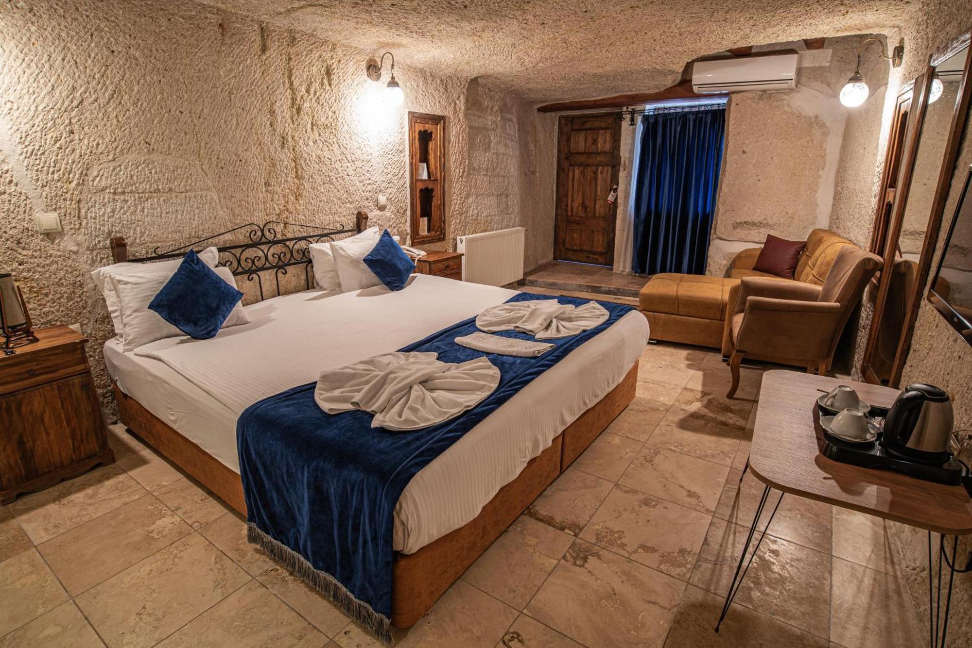 Elegance Cave Suites & Restaurant Гьореме Екстериор снимка