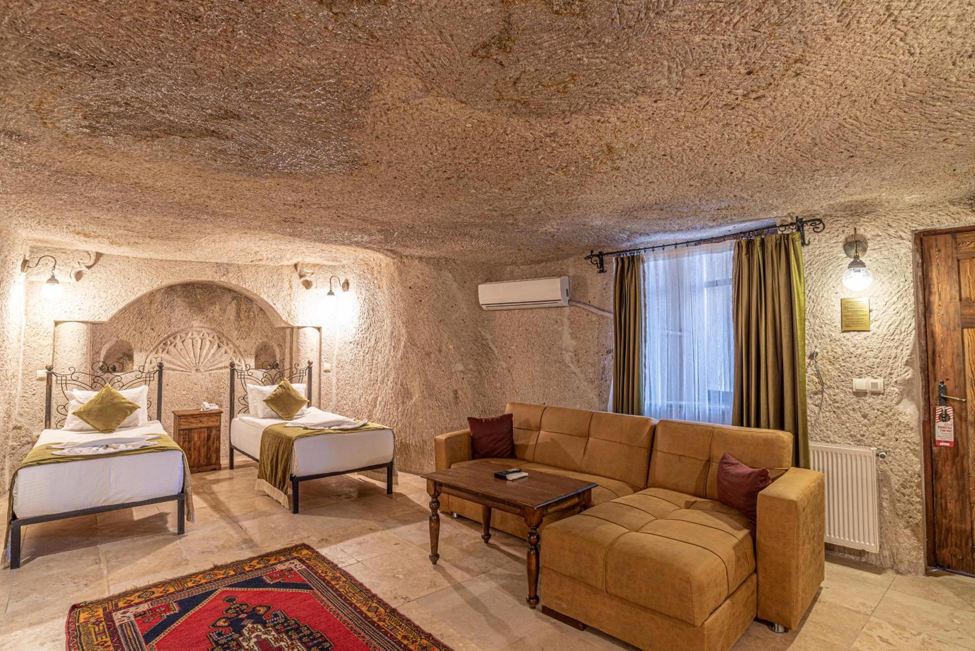Elegance Cave Suites & Restaurant Гьореме Екстериор снимка