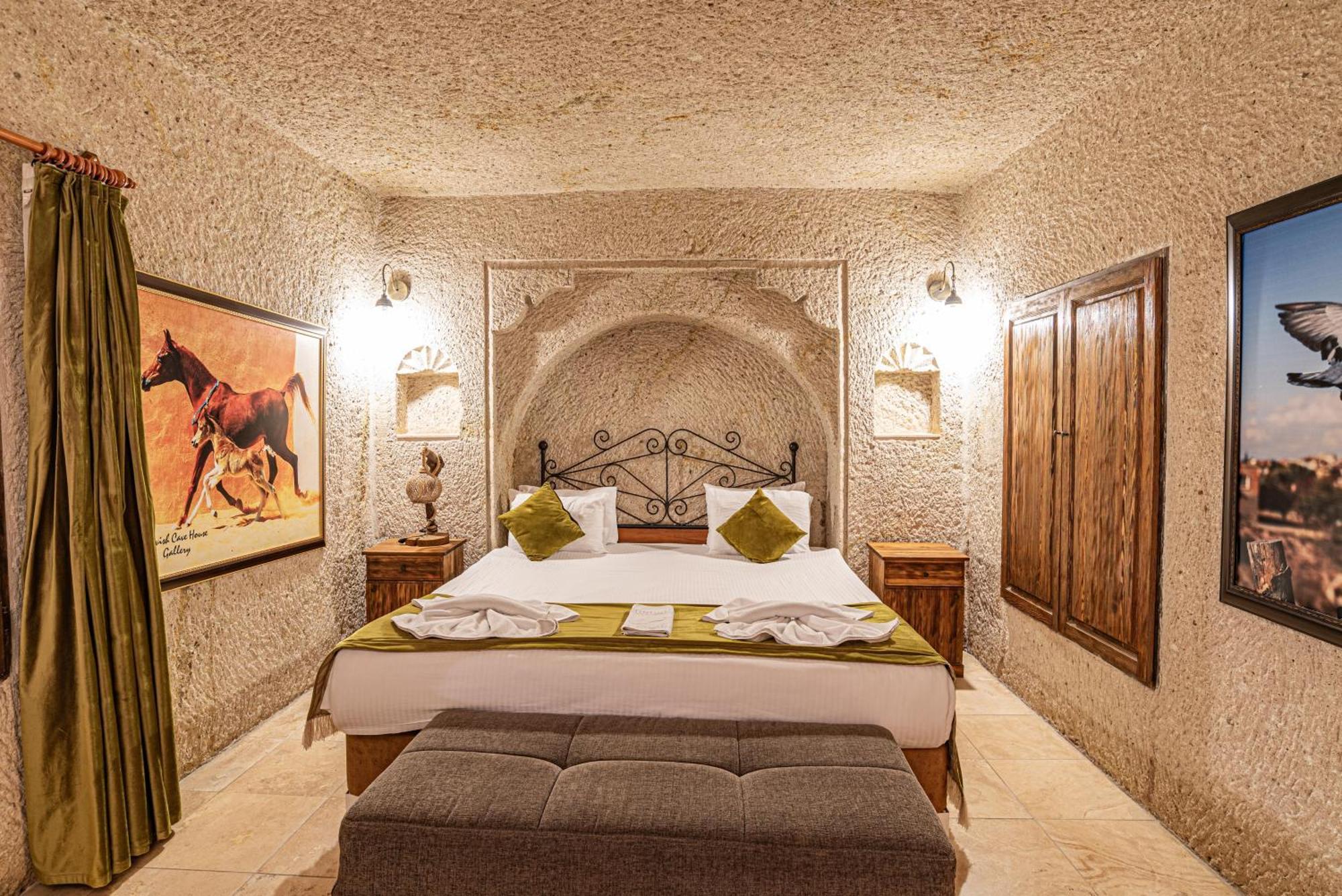 Elegance Cave Suites & Restaurant Гьореме Екстериор снимка