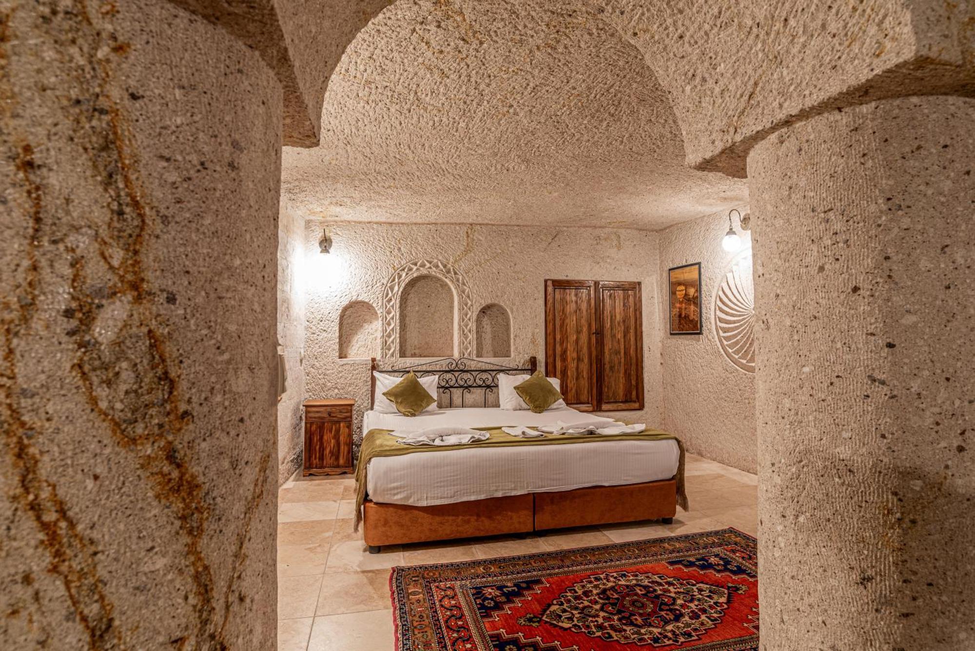 Elegance Cave Suites & Restaurant Гьореме Екстериор снимка