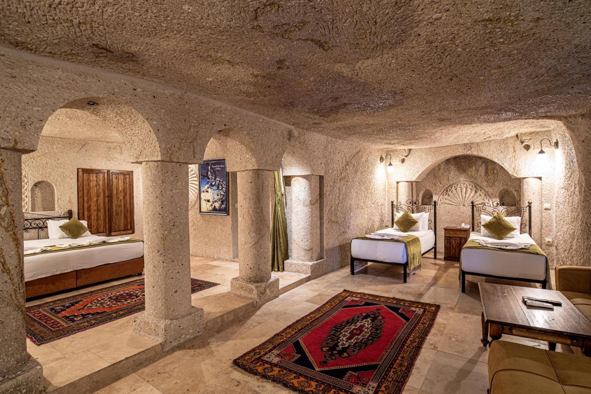 Elegance Cave Suites & Restaurant Гьореме Екстериор снимка