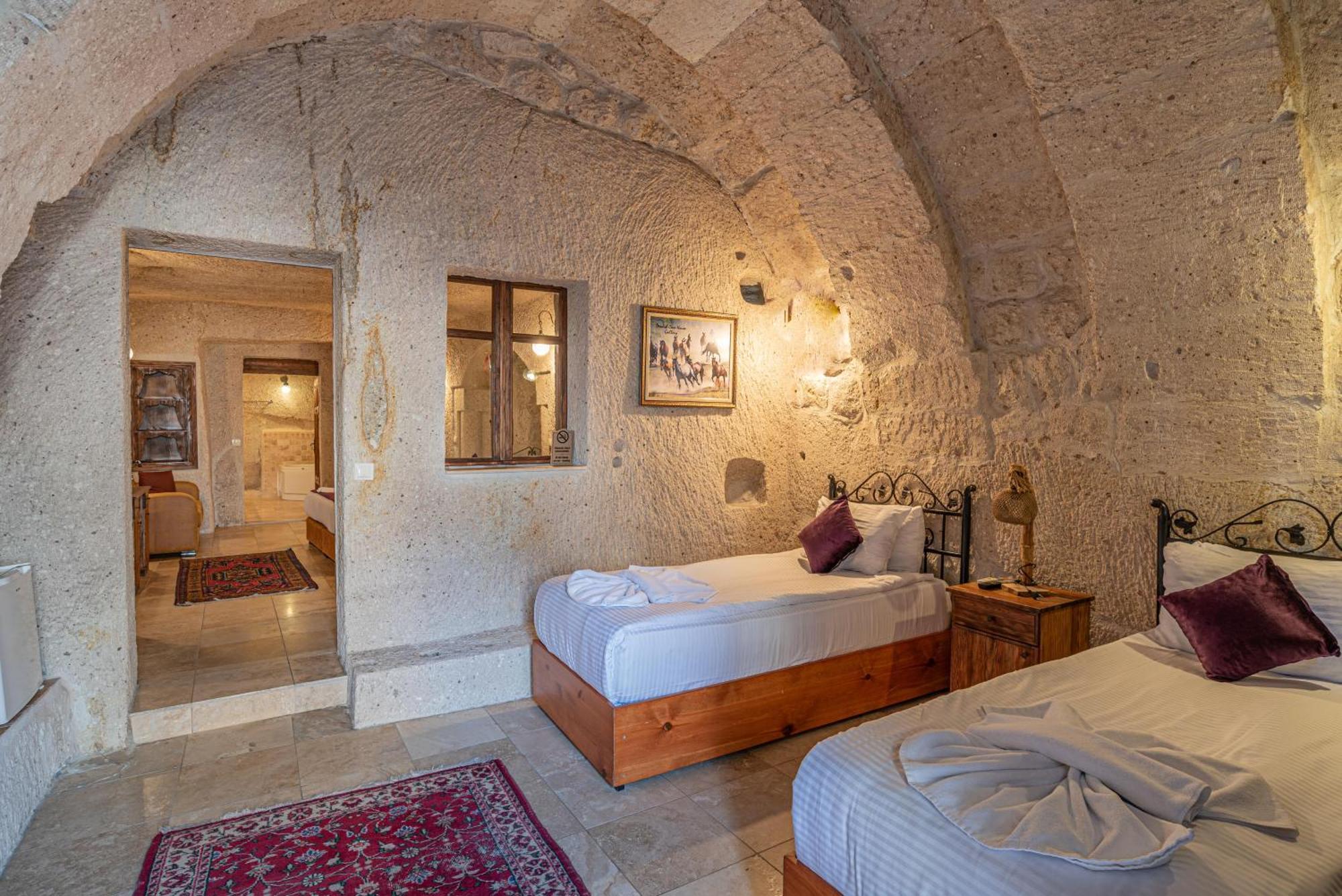 Elegance Cave Suites & Restaurant Гьореме Екстериор снимка