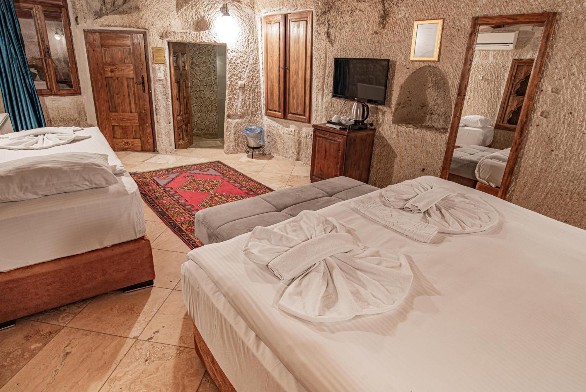 Elegance Cave Suites & Restaurant Гьореме Екстериор снимка