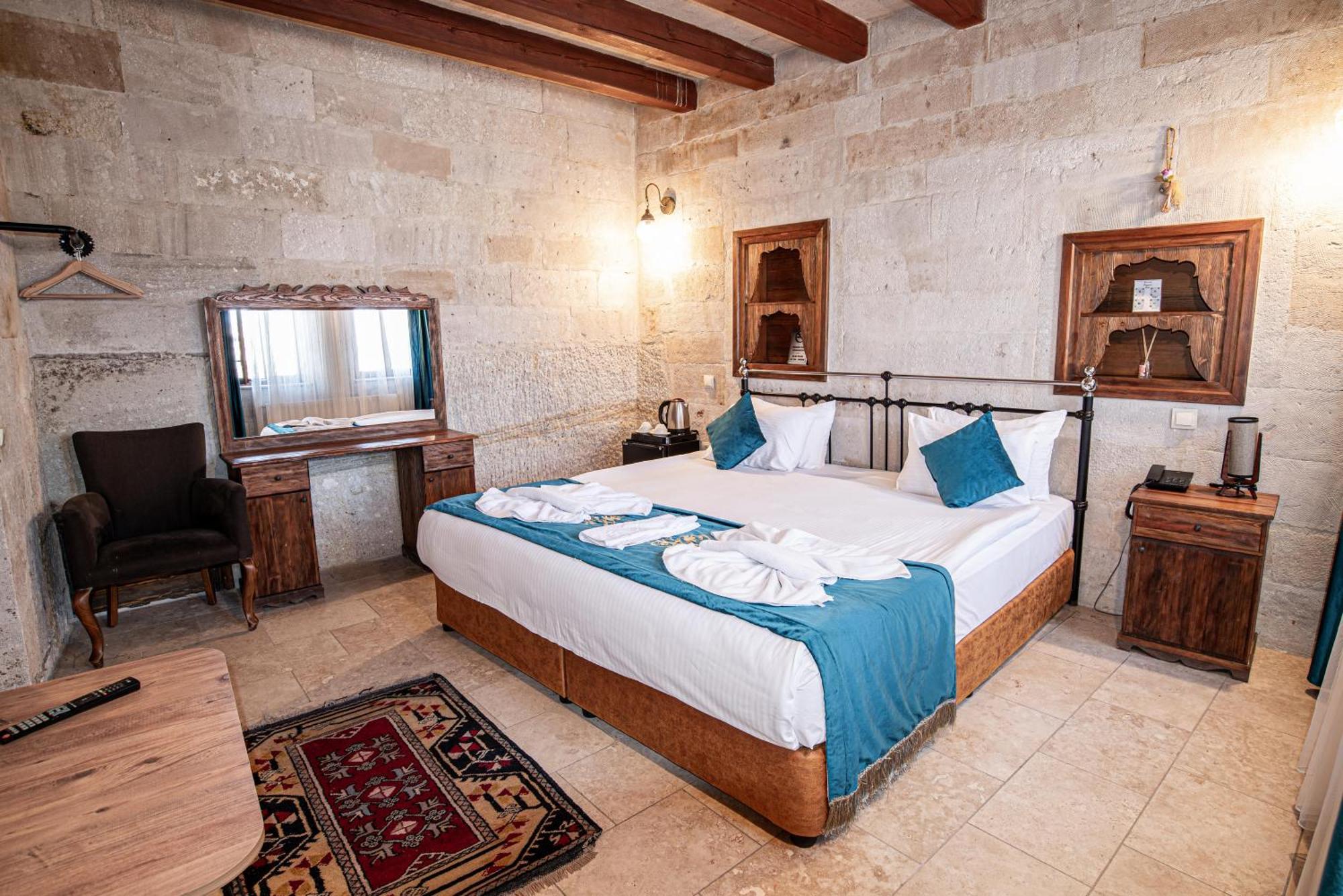 Elegance Cave Suites & Restaurant Гьореме Екстериор снимка